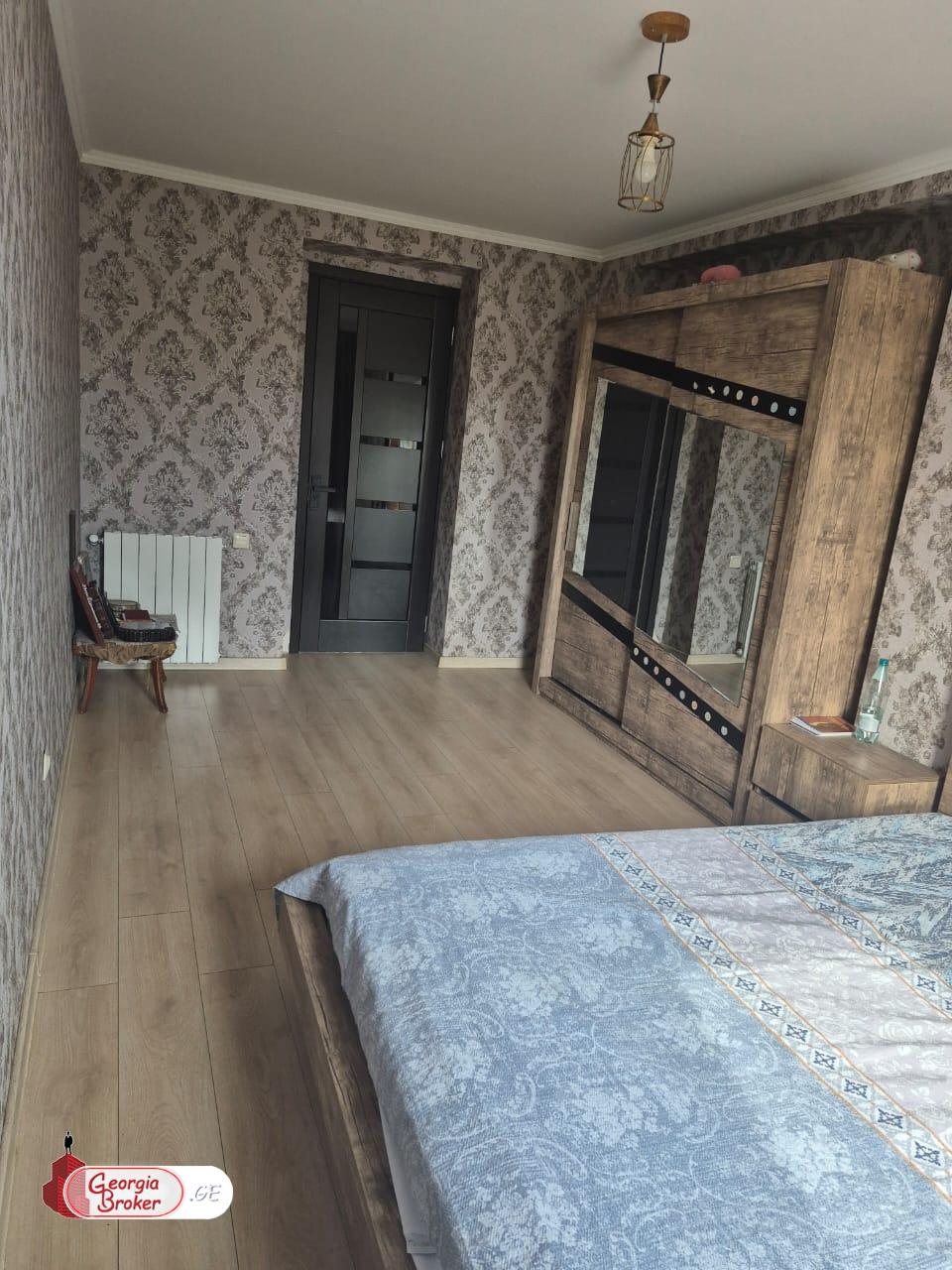 იყიდება ახალი გარემონტებული 3 ოთახიანი ბინა